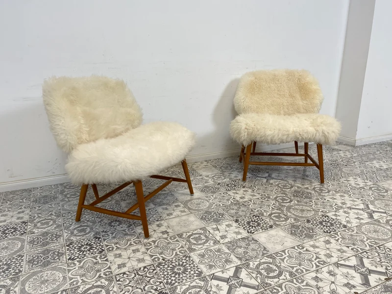 WMK # 1/3 Außergewönlicher & sehr seltener skandinavischer 50er Jahre Designer Sessel von Alf Svensson mit neuem Fellbezug
