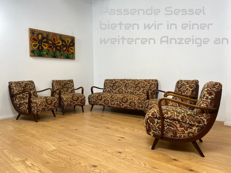 WMK Besonders schönes und sehr gut erhaltenes 1930er Jahre Art Deco Sofa , freistellend, mit floralem Originalbezug & bequemen Federkernsitz