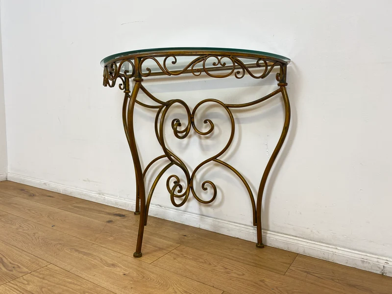WMK # Einzelstück! Elegante und gut erhaltener handgefertigte Konsole aus kunstvollem Metallgestell in gold mit Glasauflage
