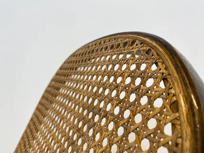 WMK # Eleganter und sehr gut erhaltener Vintage Schaukelstuhl im Stil von Thonet mit Bugholz Rahmen & Wiener Geflecht
