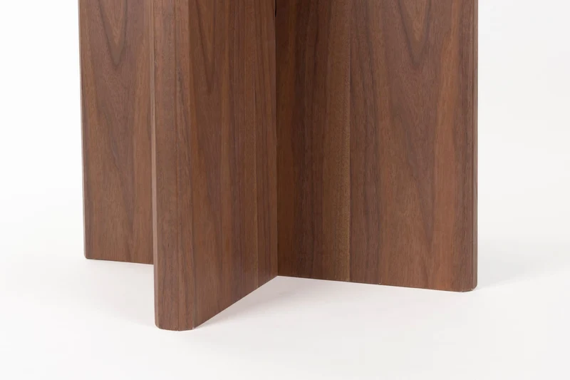White Label Living Esstisch Laurent – Nussbaum, MDF, 120 × 120 × 75 cm