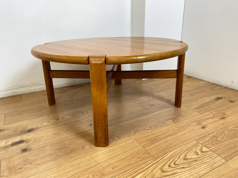 WMK # Rarer & gut erhaltener runder skandinavischer Mid-Century Designercouchtisch von L. Olsen & Søn Møbelfabrik aus massivem Teakholz
