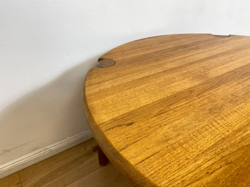 WMK # Rarer & gut erhaltener runder skandinavischer Mid-Century Designercouchtisch von L. Olsen & Søn Møbelfabrik aus massivem Teakholz