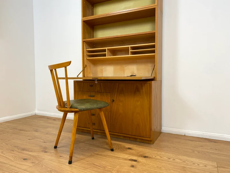 WMK Stilvoller & geräumiger 1960er Jahre Designer Schreibschrank von Bruno Knoblauch für VEB Hellerau