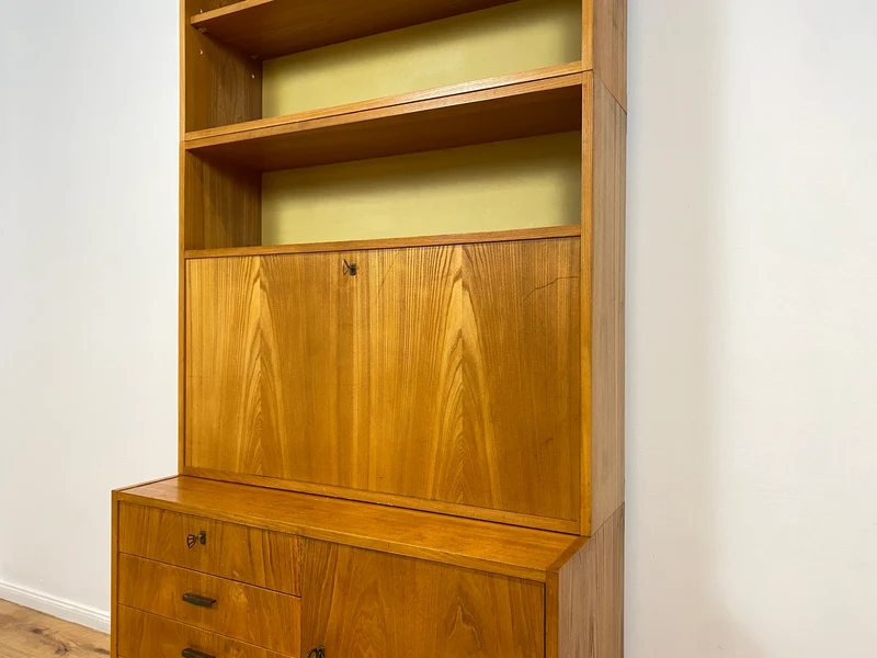 WMK Stilvoller & geräumiger 1960er Jahre Designer Schreibschrank von Bruno Knoblauch für VEB Hellerau