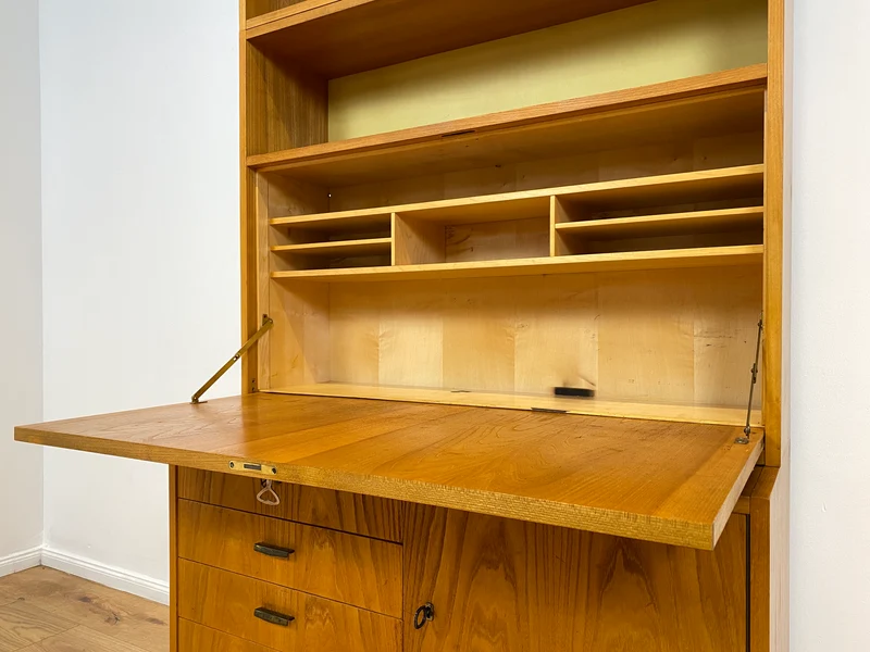 WMK Stilvoller & geräumiger 1960er Jahre Designer Schreibschrank von Bruno Knoblauch für VEB Hellerau