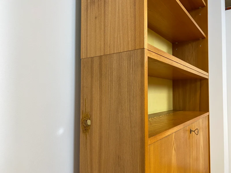 WMK Stilvoller & geräumiger 1960er Jahre Designer Schreibschrank von Bruno Knoblauch für VEB Hellerau