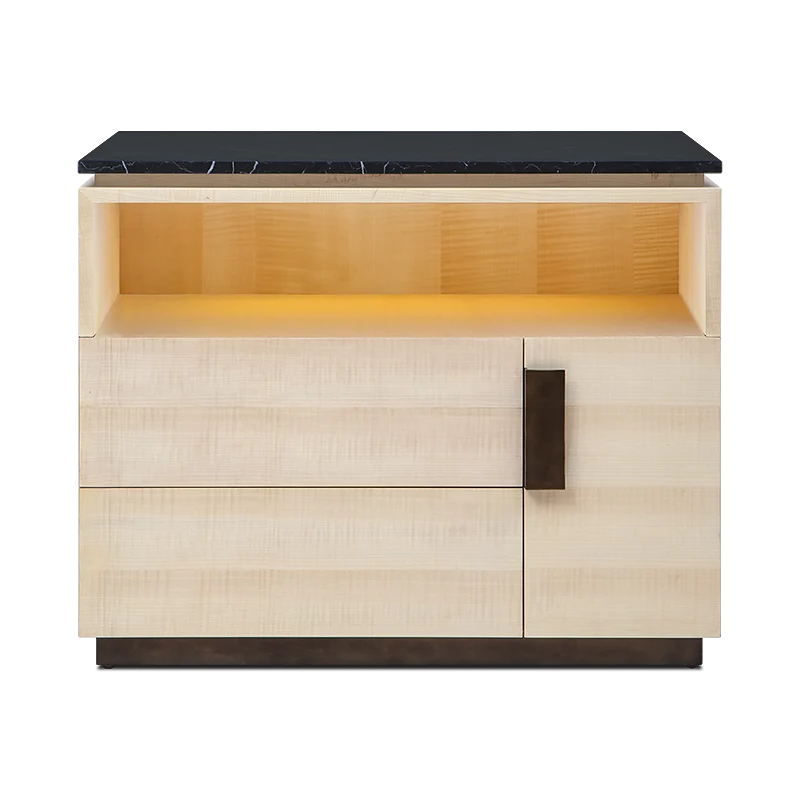 Christopher Guy Nachttisch 84-0073