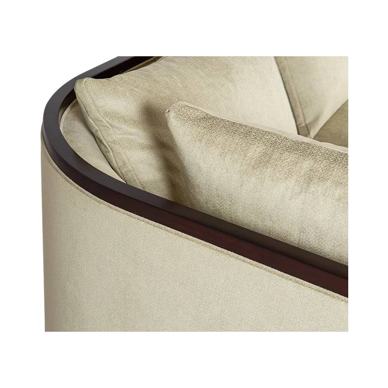Christopher Guy Sofa 60-0601