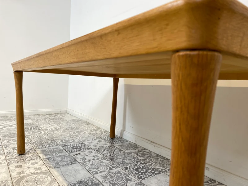 WMK Formschlichter und sehr gut erhaltener skandinavischer Designercouchtisch von Folke Ohlsson für Tingstöms