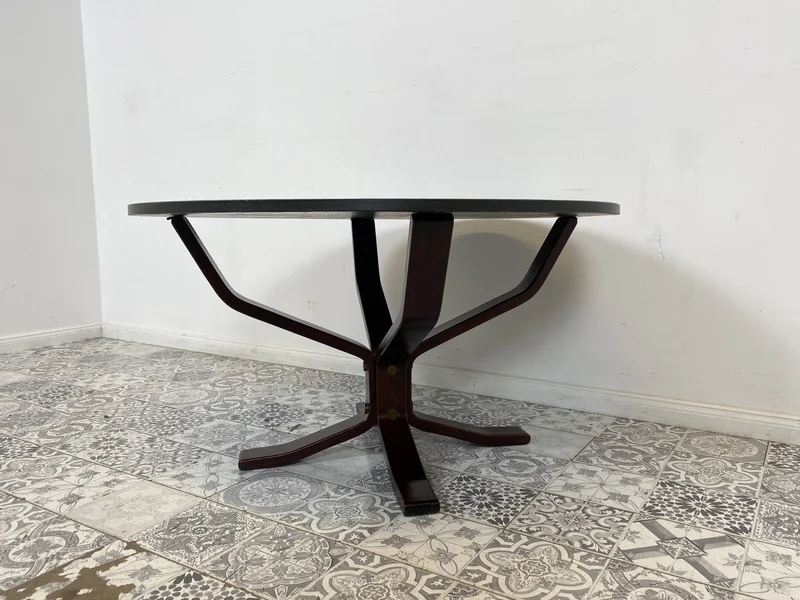 WMK Formschöner skandinavischer Designercouchtisch Falcon von Sigurd Ressel für Vatne Møbler mit seltener Tischplatte aus Schiefer