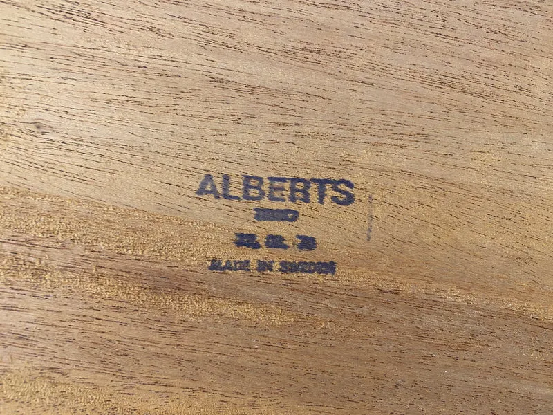 WMK Eleganter und gut erhaltener skandinavischer Mid-Century Couchtisch aus Teak von Alberts Tibro