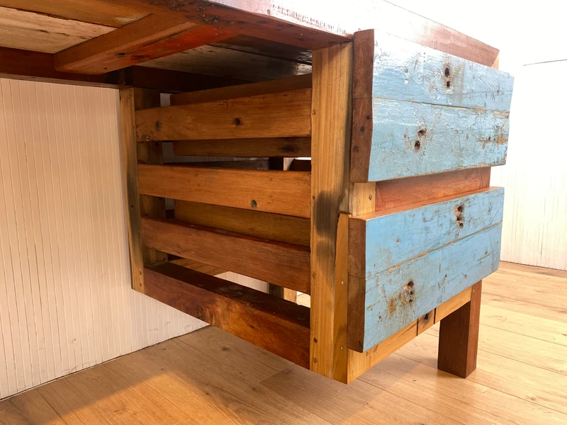 Boatwood by WMK # Sehr schöner & robuster Schreibtisch aus altem Bootsholz, ein handgefertigtes Unikat aus massivem Teakholz