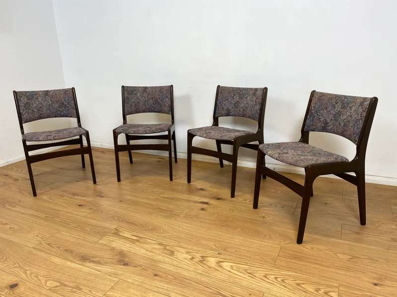 WMK Set aus 4 sehr gut erhaltenen skandinavischen Designerstühlen Modell 89 von Erik Buch für Anderssstrup