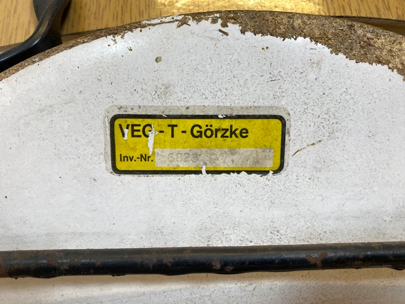 WMK Seltener und formschöner 70er Jahre Klappstuhl in gutem Zustand mit stabilem Metallrahmen