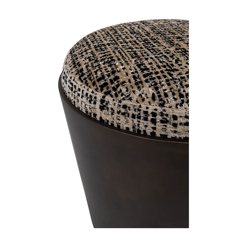 Christopher Guy Hocker/Ottomane 60-0770