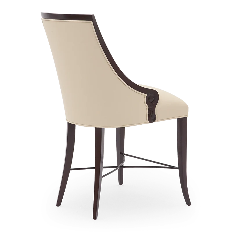 Christopher Guy Hocker/Ottomane 60-0339