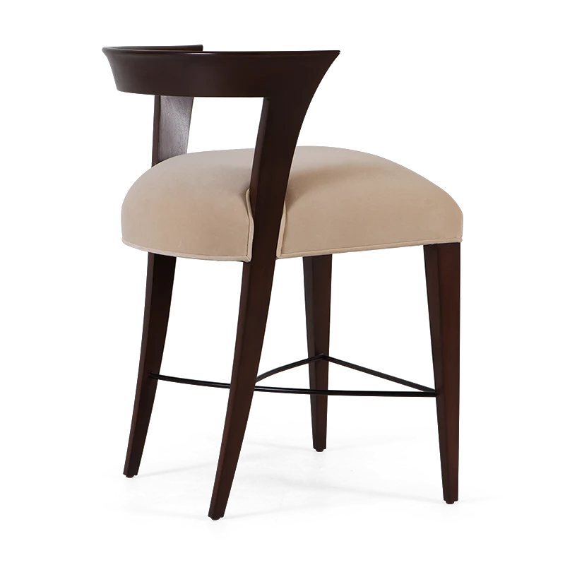 Christopher Guy Hocker/Ottomane 60-0338