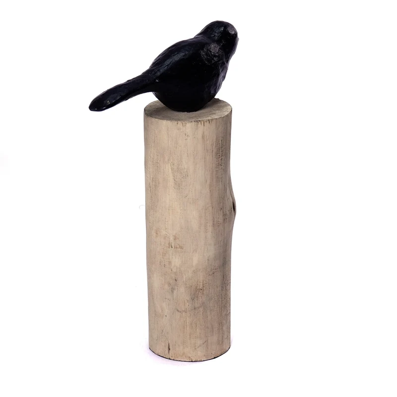VOGEL SKULPTUR "BIRDY I" | Mangoholz, 30cm | Vogel auf Holzstamm
