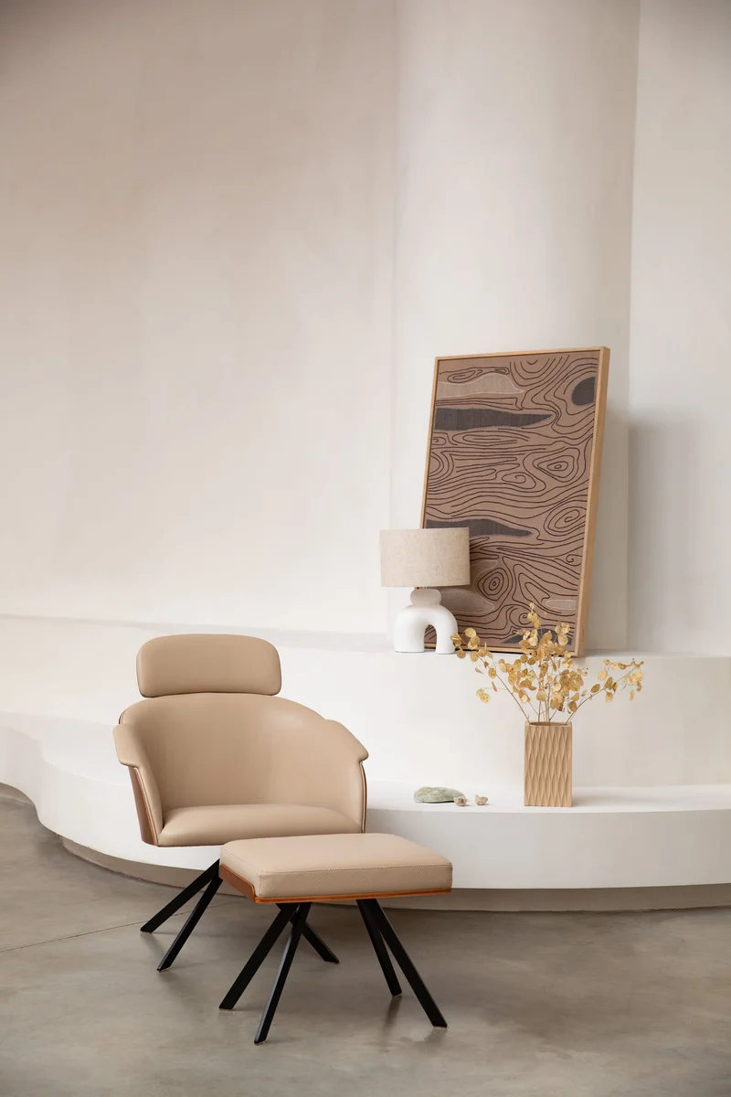 Zuiver Loungesessel Frie – Beige, Nussbaumfurnier, 71 × 71 × 86 cm