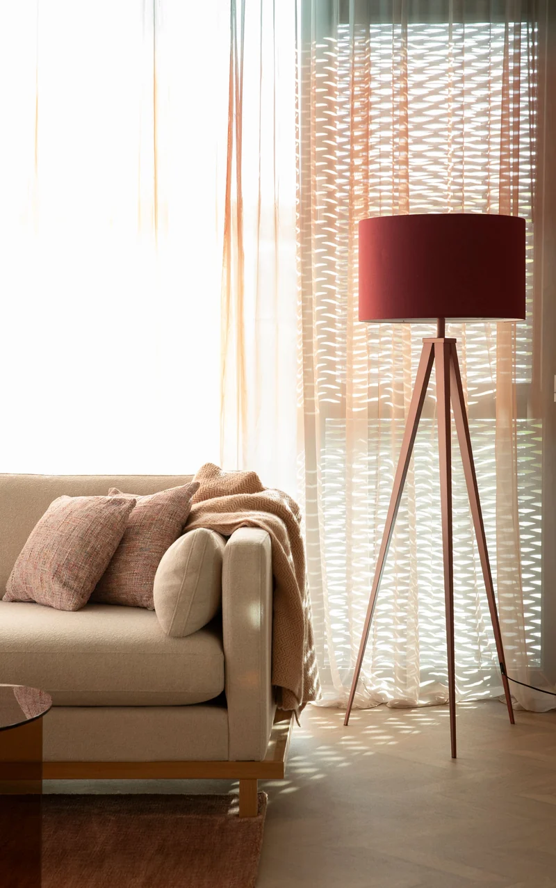 Zuiver Stehleuchte Tripod Marsala – Eisen, 50 × 50 × 157 cm