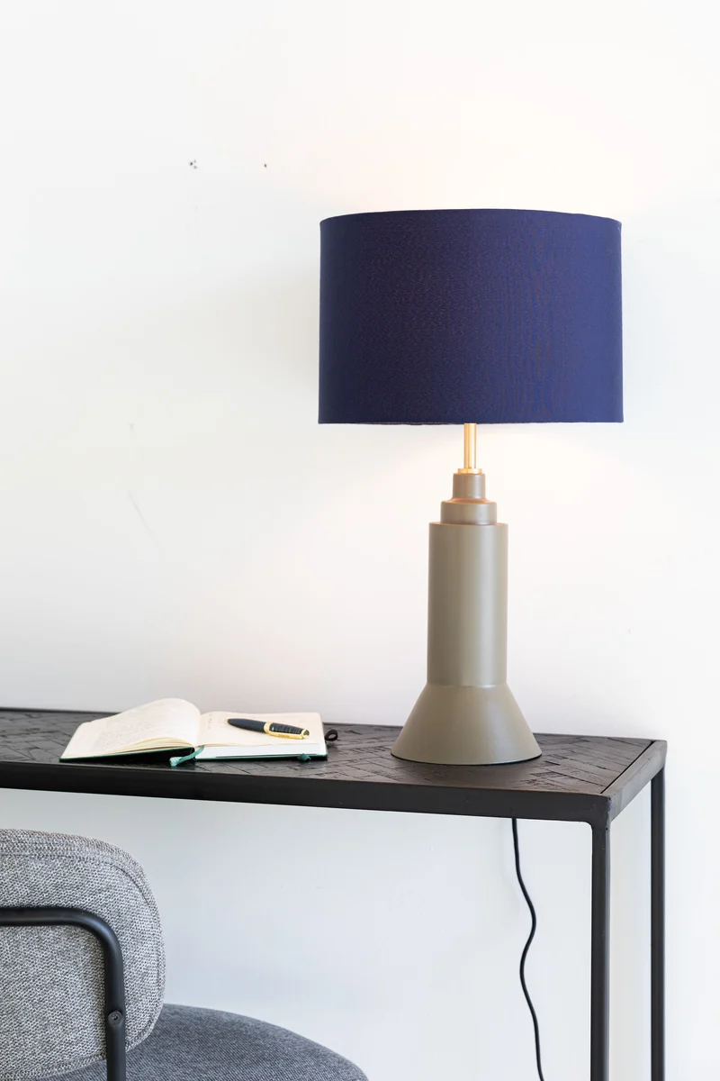 White Label Living Tischleuchte Kaja Dark Blue – Eisen, 31 × 31 × 57 cm