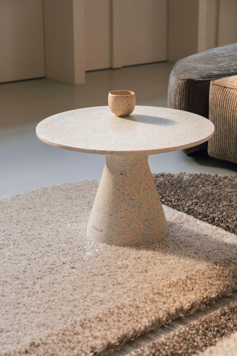 Zuiver Couchtisch Victoria Recycled – Bunt, 50 × 50 × 32 cm