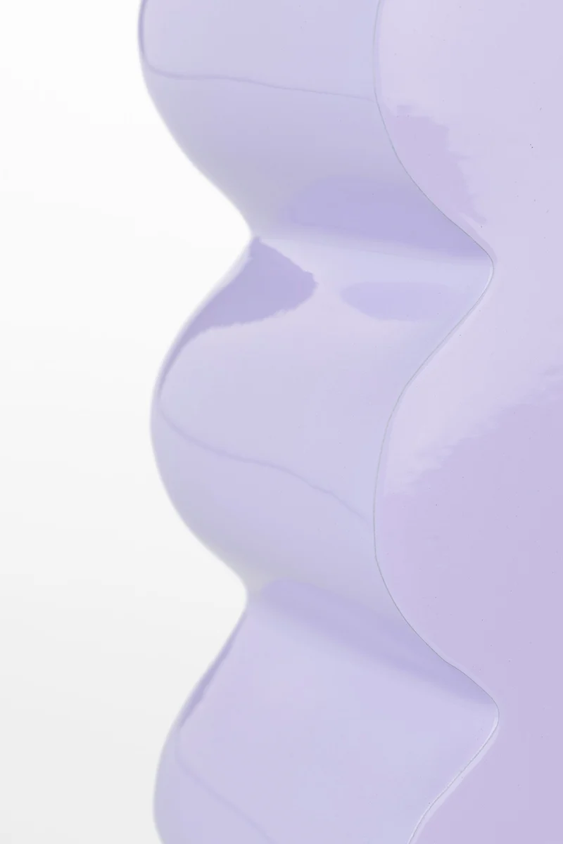 Zuiver Hocker Curves Shiny Lilac – Aluminium, 30 × 21 × 45 cm