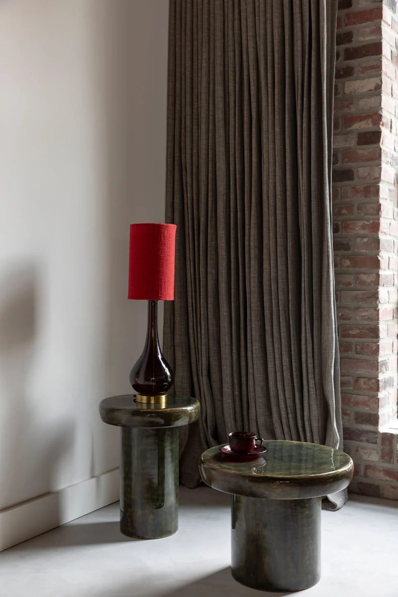 Dutchbone Tischleuchte Jules – Rot, Eisen, 15 × 15 × 60 cm