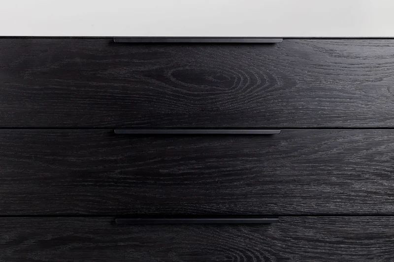 Zuiver Sideboard Travis Black – Eiche, 45 × 180 × 70,5 cm