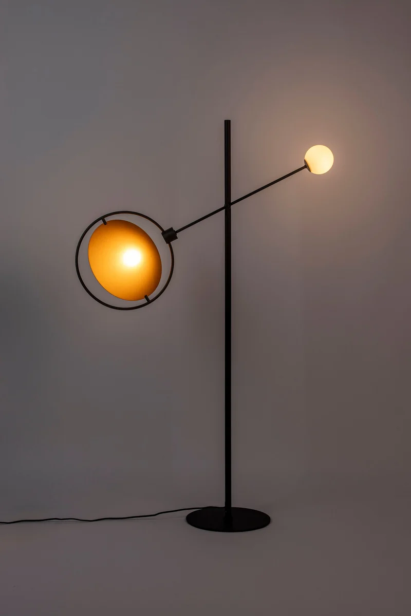 Zuiver Stehleuchte Sirius – Schwarz, Eisen, 30 × 97 × 141 cm