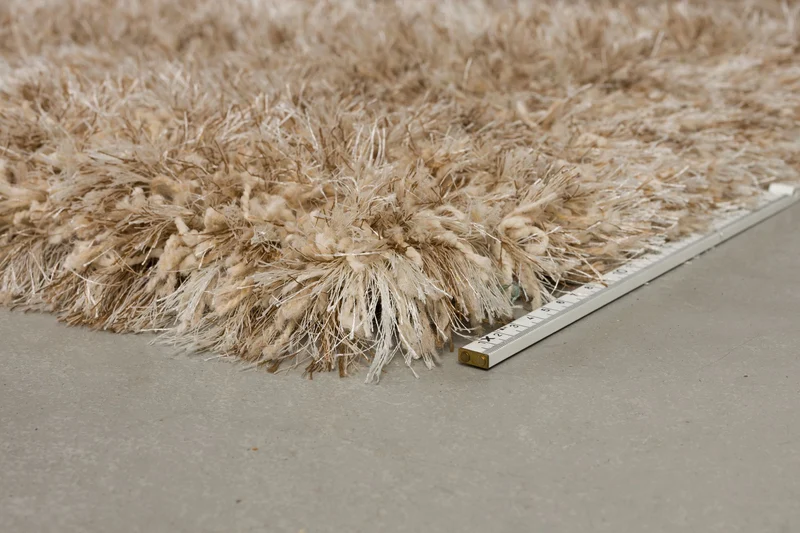 Dutchbone Teppich Hairy 160 × 230 cm – Beige, Wolle