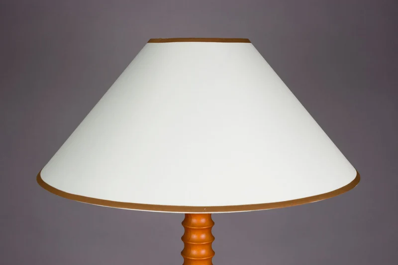 Dutchbone Stehleuchte Horace – Braun, Massives Eichenholz, 60 × 60 × 145 cm