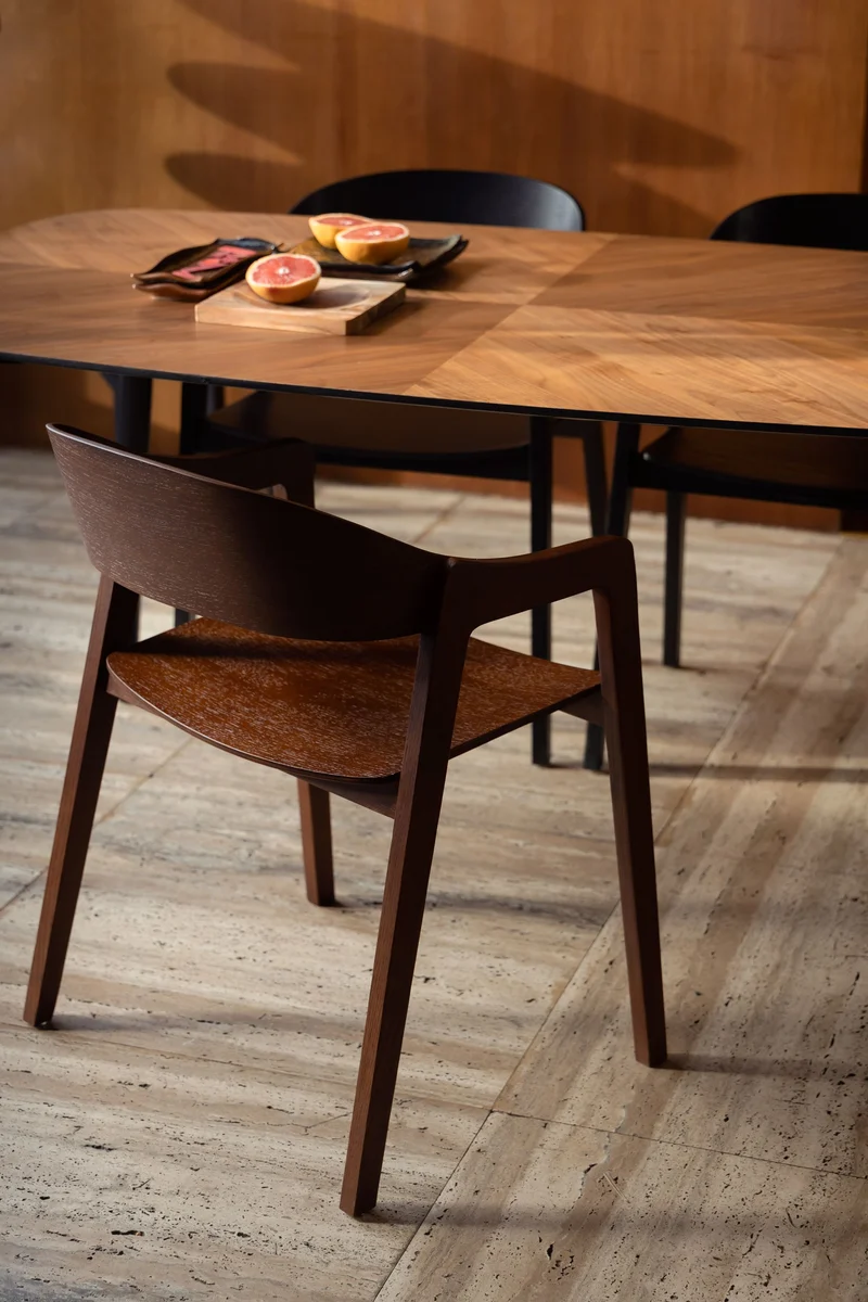 Dutchbone Stuhl Westlake – Nussbaum, Eichenfurnier, 52 × 58 × 76 cm, 2er-Set