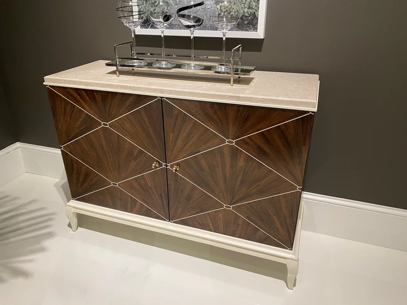 Caracole I'm a Fan Kommode Sideboard CLA-418-462 von Instylior