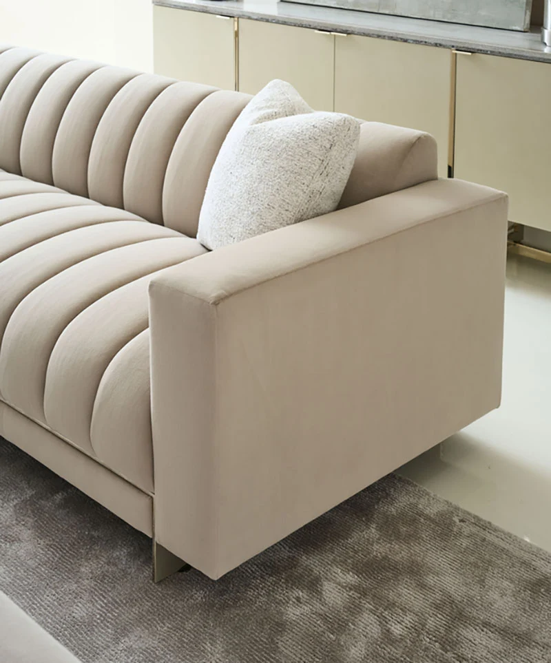 Caracole 84 Well Balanced Sofa UPH-424-211-A von instylior