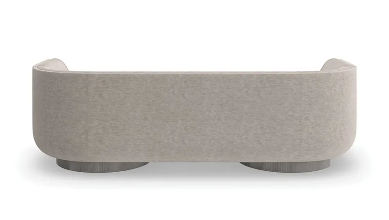 Caracole Clipper Sofa UPH-023-012-A von instylior