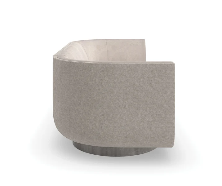 Caracole Clipper Sofa UPH-023-012-A von instylior