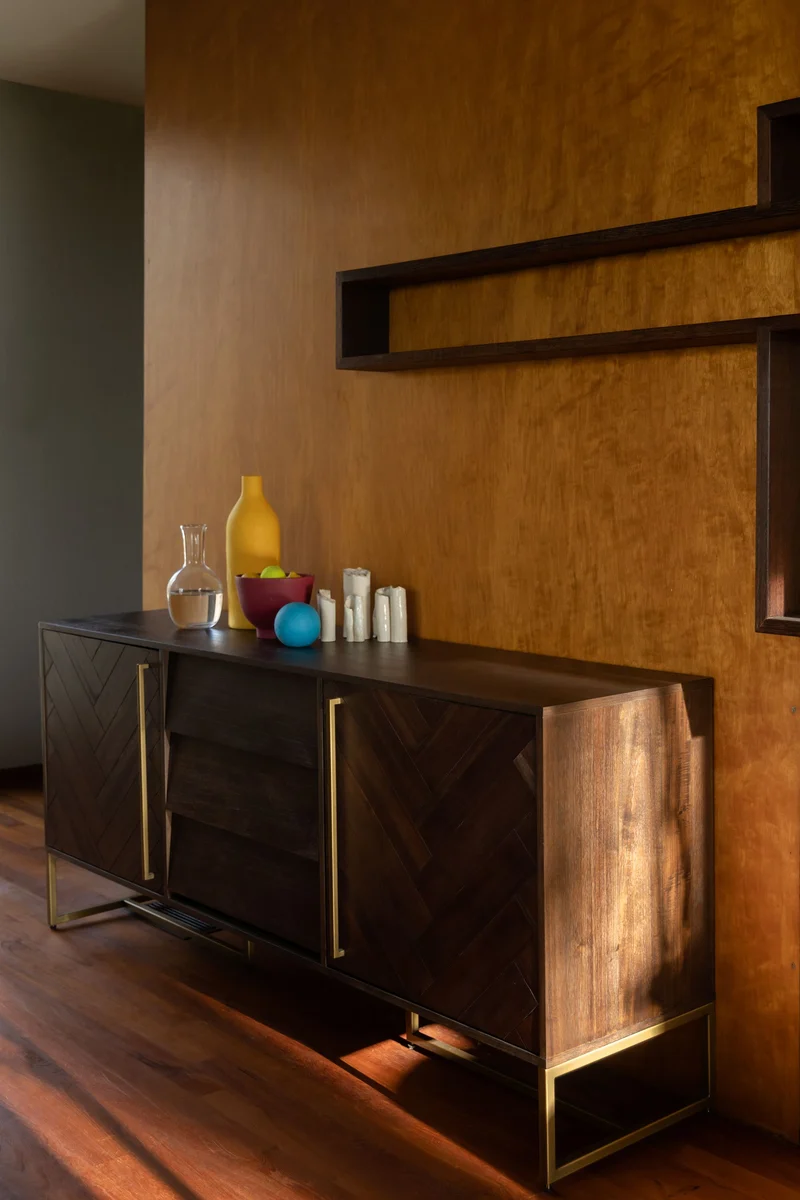 Dutchbone Sideboard Class High – Braun, Akazienfurnier, 45 × 180 × 80 cm