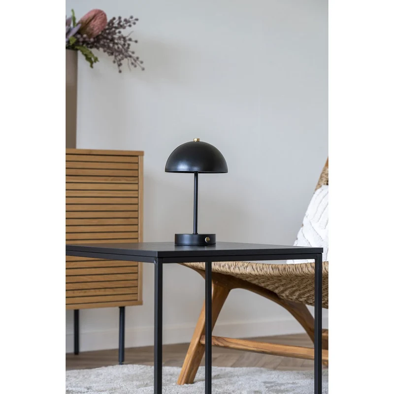 House Nordic LED-Tischleuchte Holt – wiederaufladbar, Schwarz/Messing, 25 cm