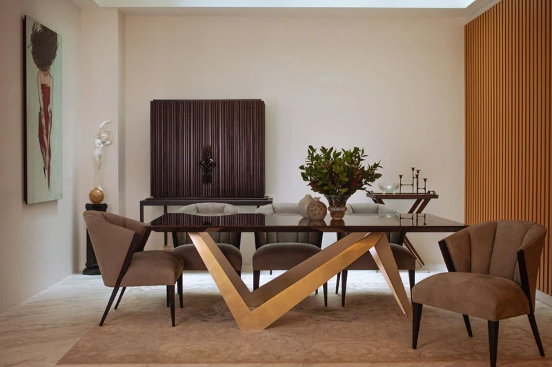 Christopher Guy handgearbeiteter Tabletttisch 46-0531 von Instylior