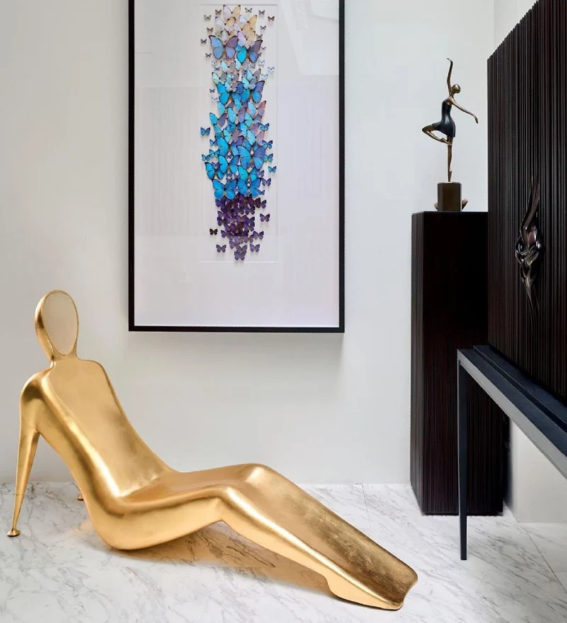 Christopher Guy handgeschnitzte Skulptur Chaise 60-0626 von Instylior