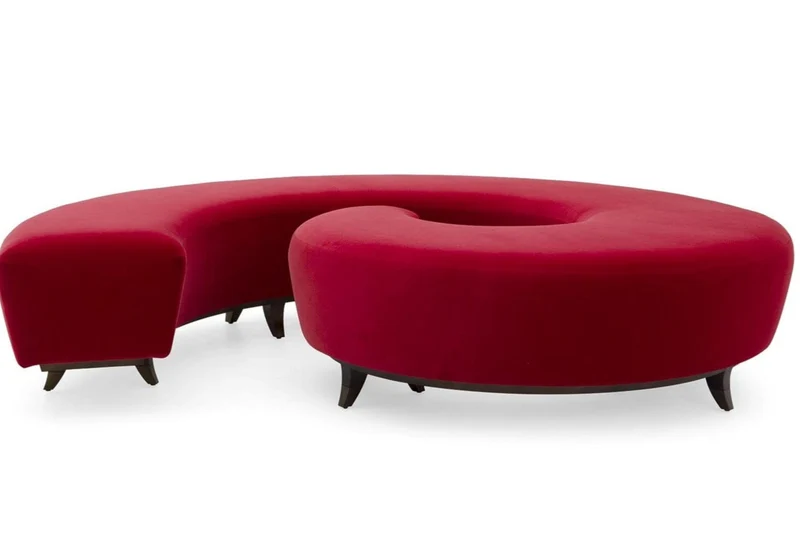 Christopher Guy elegantes Rundsofa 60-0563 von Instylior