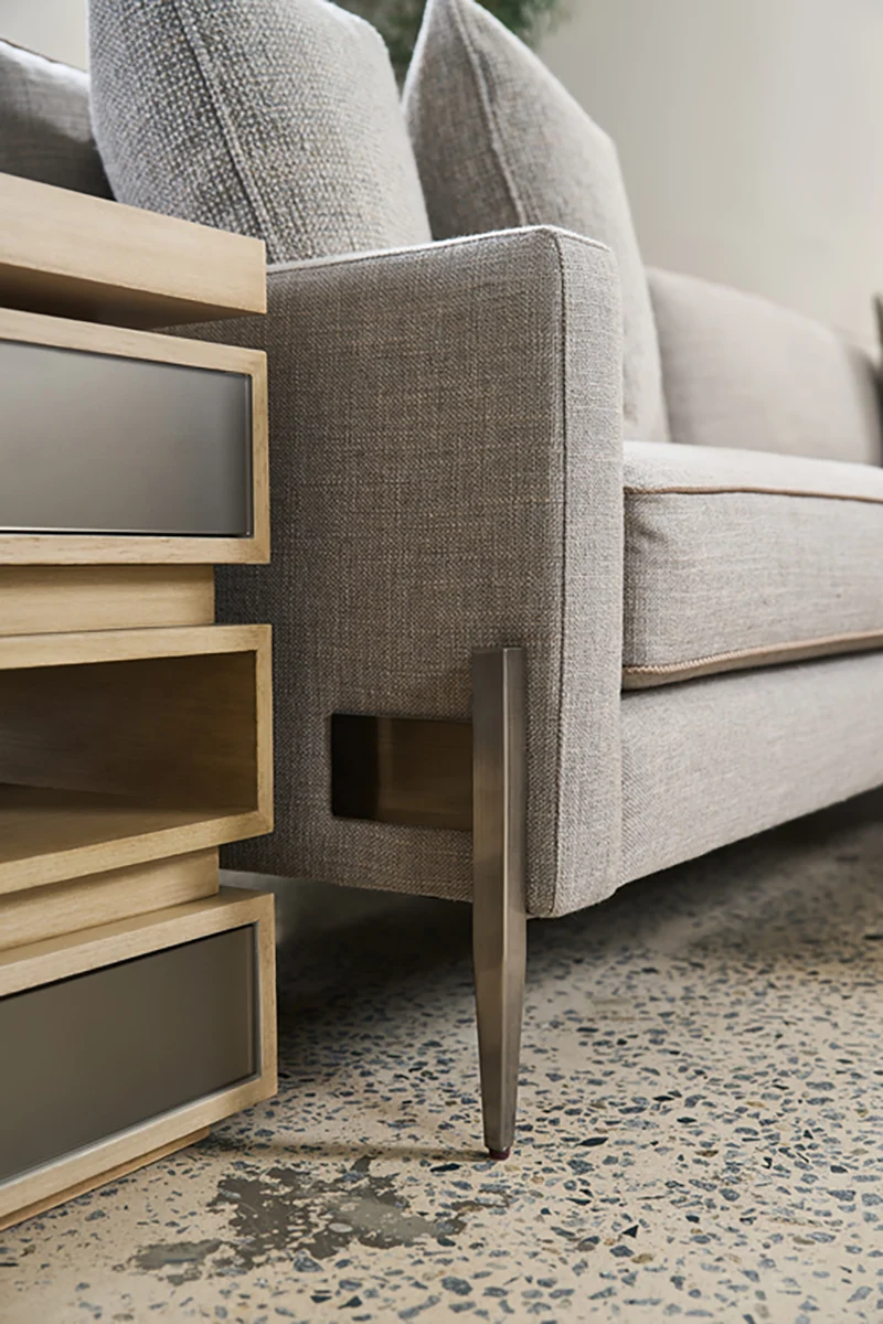Caracole 110 Remix Sofa M110-019-212-C von instylior