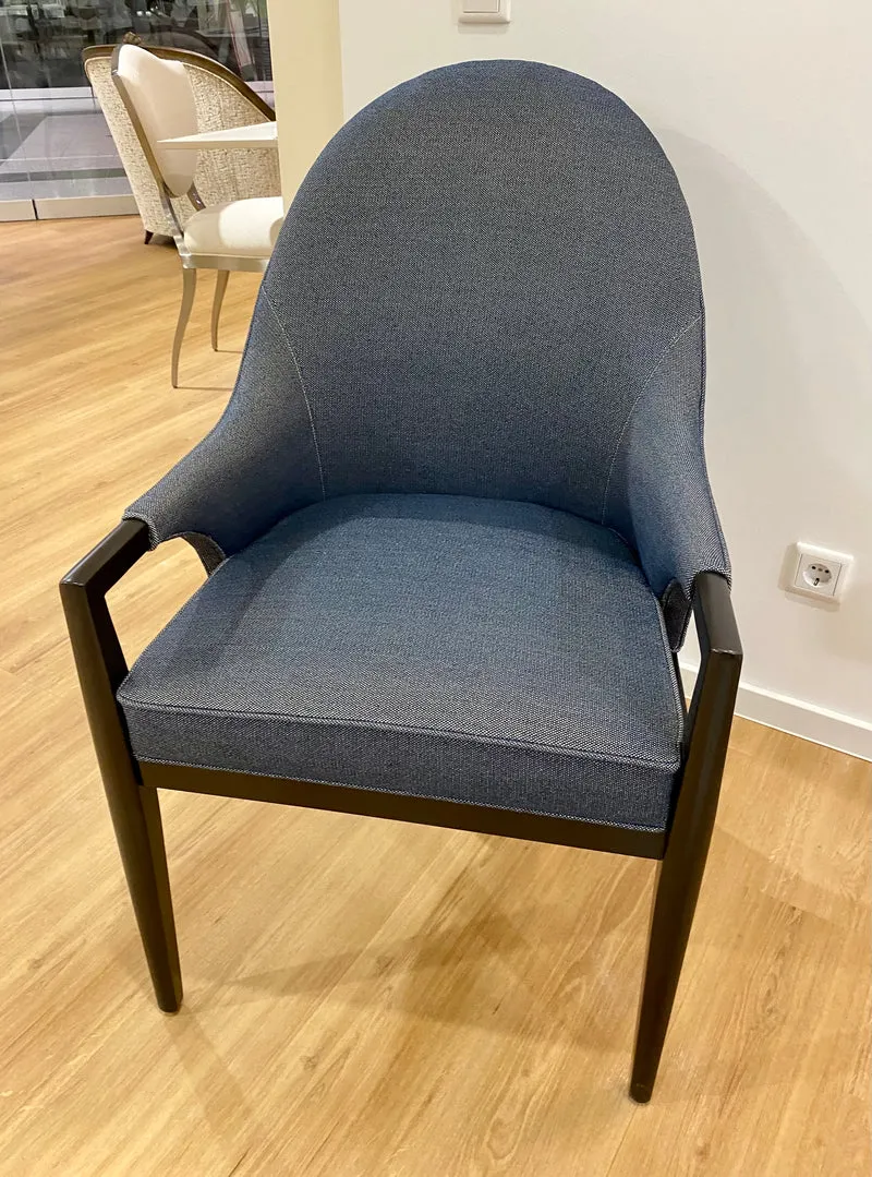 Caracole Natural Choice Stuhl mit Armlehnen CLA-020-275 von Instylior