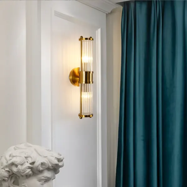 Post-modern crystal wall lamp creative living room TV background wall bedroom bedside lamp hotel aisle light luxury wall lamp