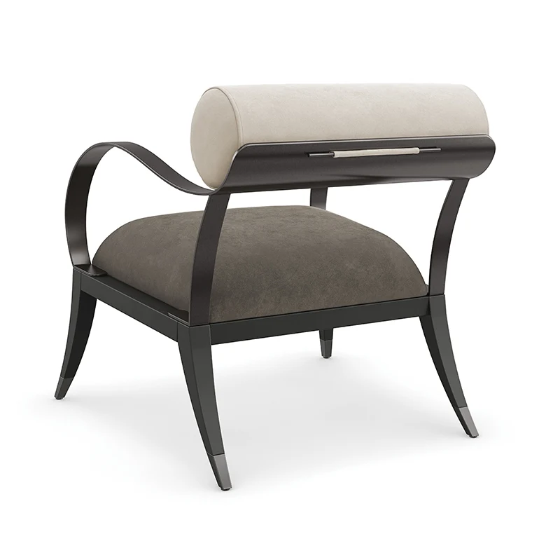 Caracole Homage Sessel UPH-423-231-A von Instylior