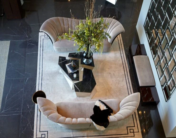 Christopher Guy elegantes Sofa 60-0353 von Instylior