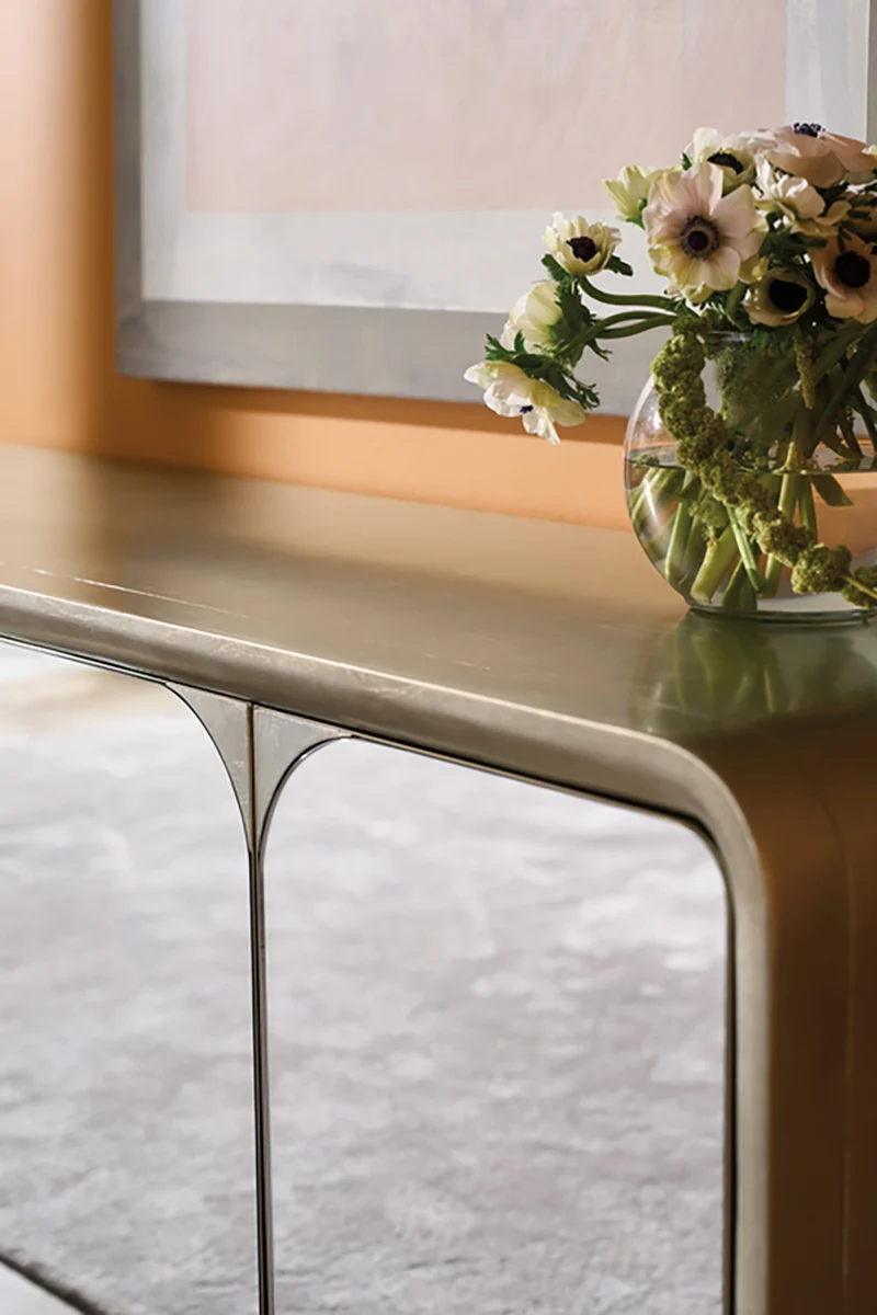 Caracole Aero Media Sideboard CLA-023-531 von instylior