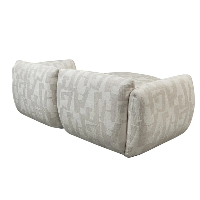 Pole to Pole Sofa Amsterdam 2,5-Sitzer mit Ottomane – Weiße Glyphen, 215 × 168 cm